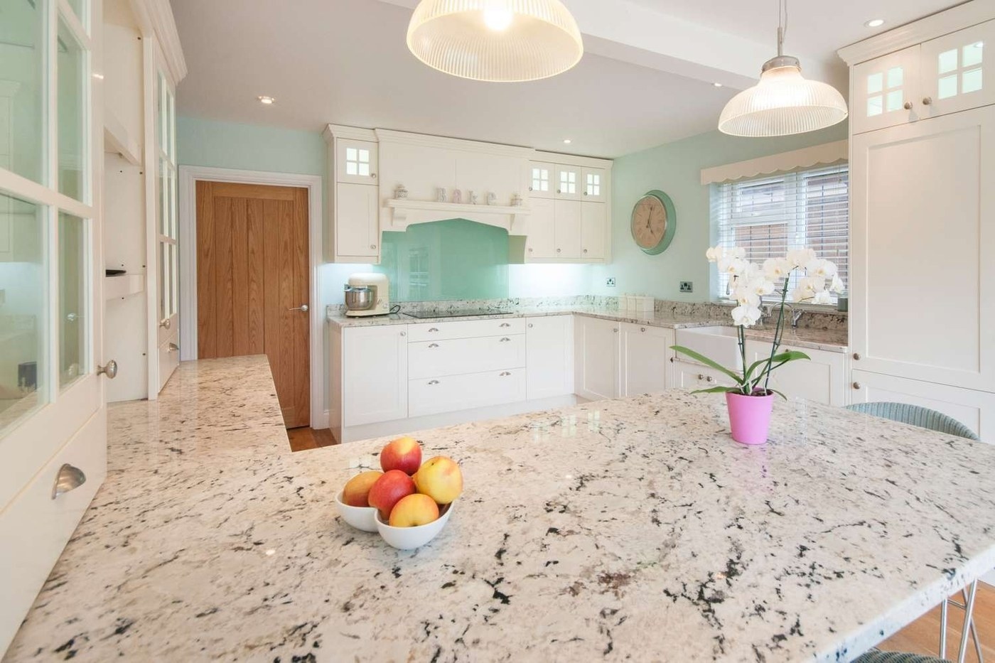 Clear and Clean the Full Granite Counter Surface