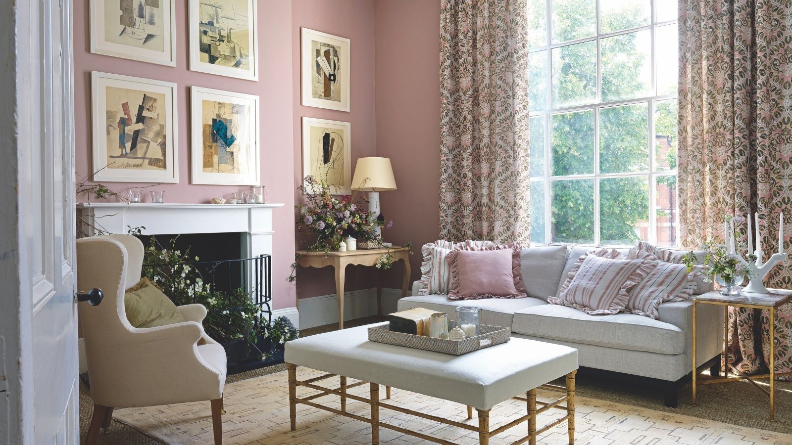 Clean Windows More Clearly by Dusting Before Washing