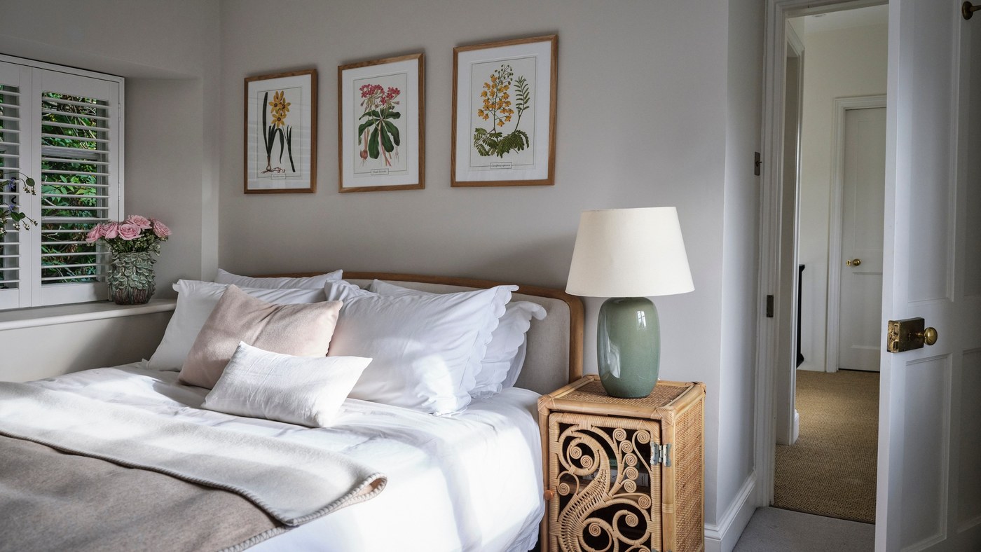 Do Not Forget Decorative Cushions in the Cleaning Routine