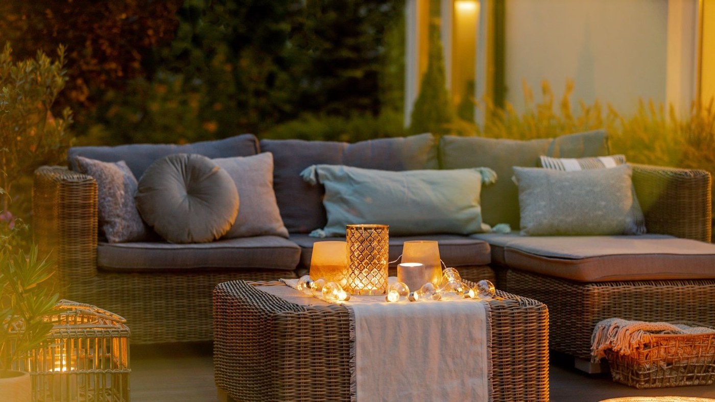 Put Garden Furniture Away Clean and Dry
