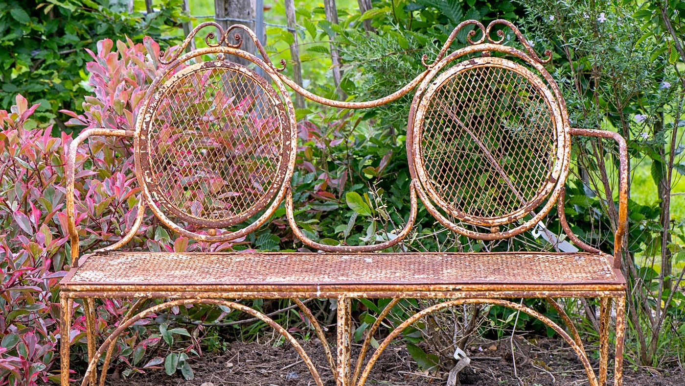Choose Rust Treatment around the Furniture Finish